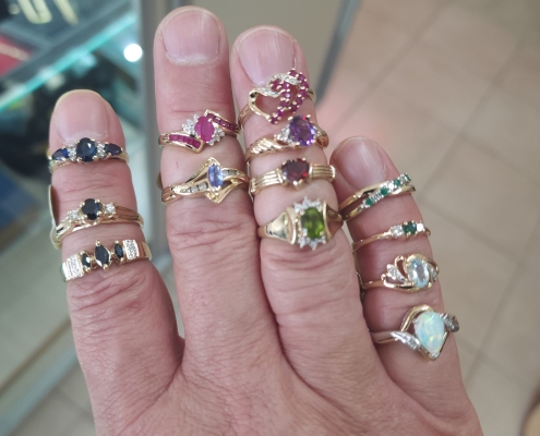 Colored stone rings in gold at Bootie's Pawn Shop